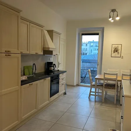 Central Residence Apartman *